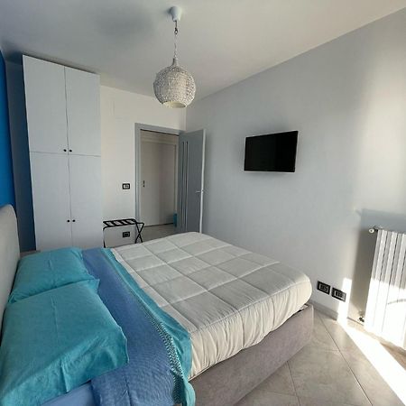 Wanderlust House Hotell Bari Exteriör bild